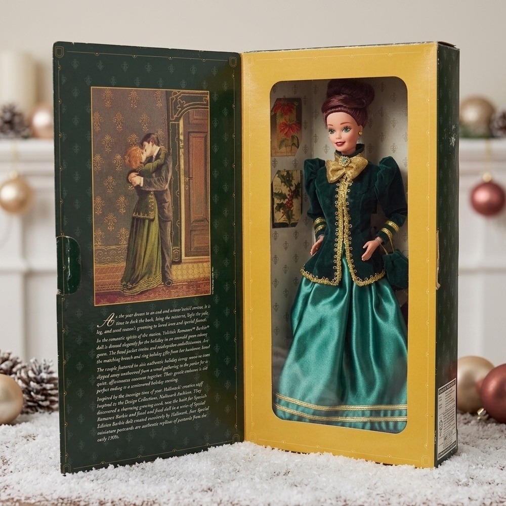 Yuletide Romance Barbie Hallmark Special Edition 1996 Mattel #15621 Unopened Box